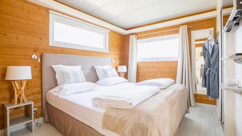 Bungalow Suite with Sea View and Roof Top Terrasse image 1