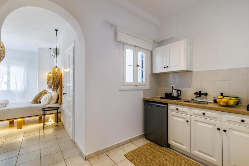 Ourania Studios & Apartments - image 25