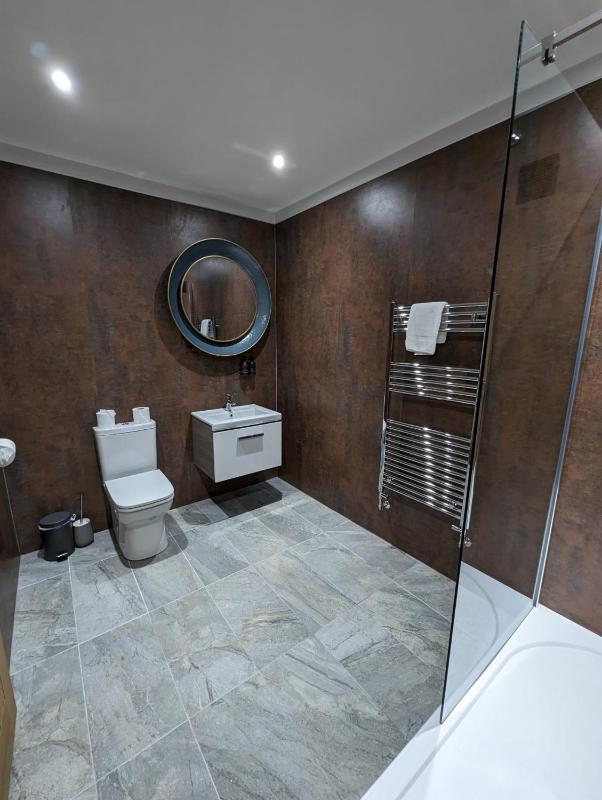 Two-Bedroom Apartment image 4