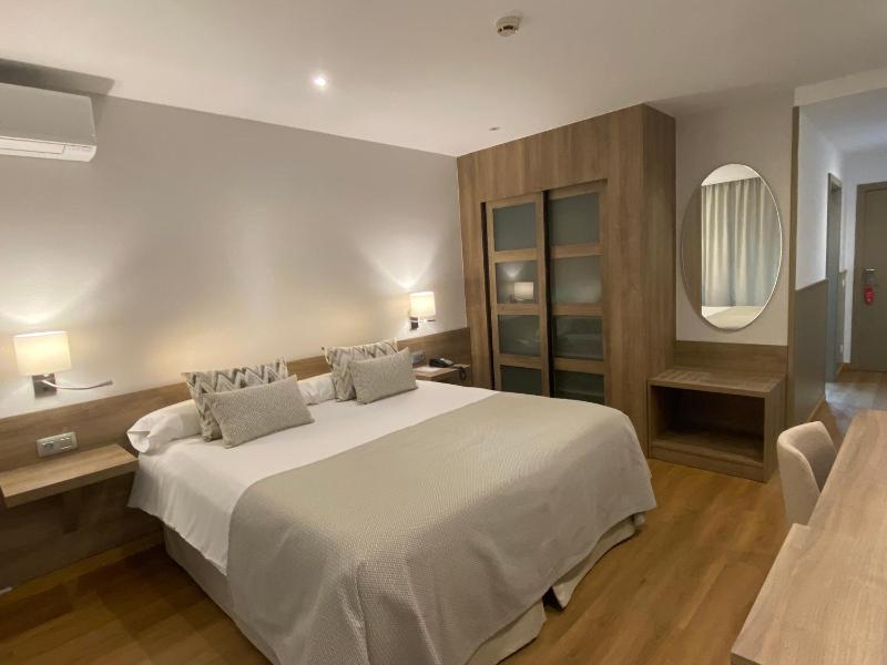 Comfort Double Room image 2