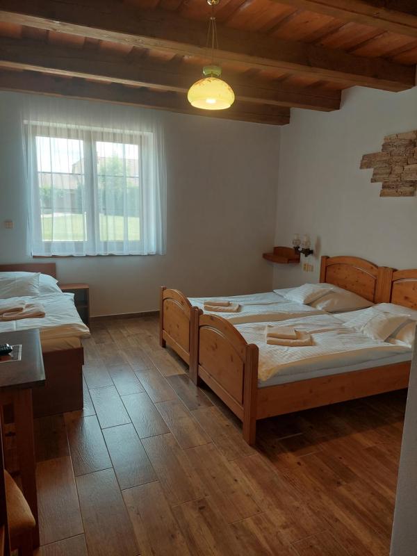 Triple Room image 2