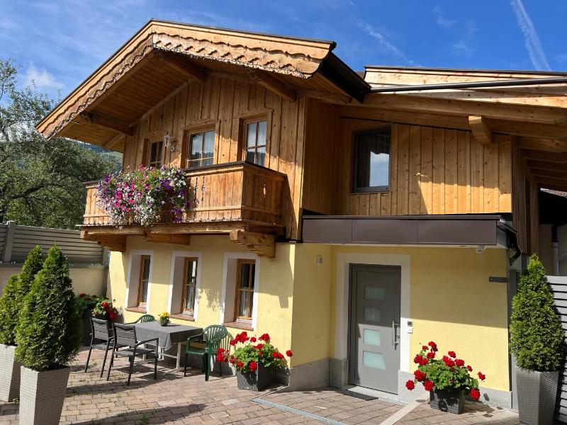 Two-Bedroom Apartment - Separate Building image 1