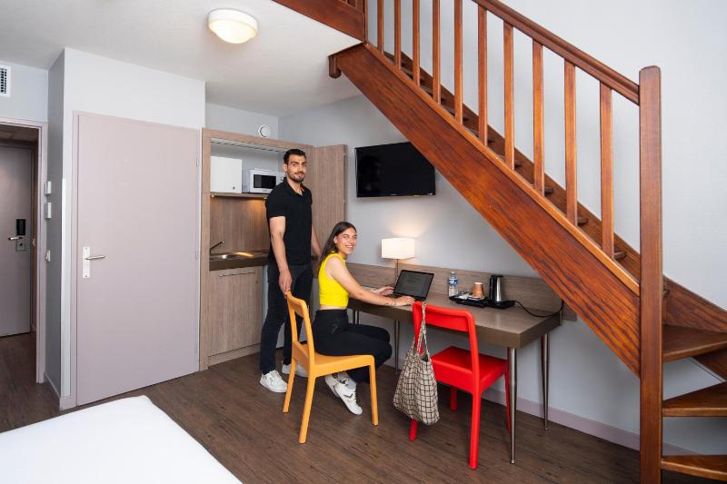 Triple Studio image 4