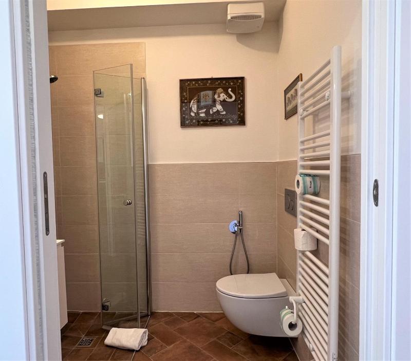 Locanda Castellini-private parking - image 33