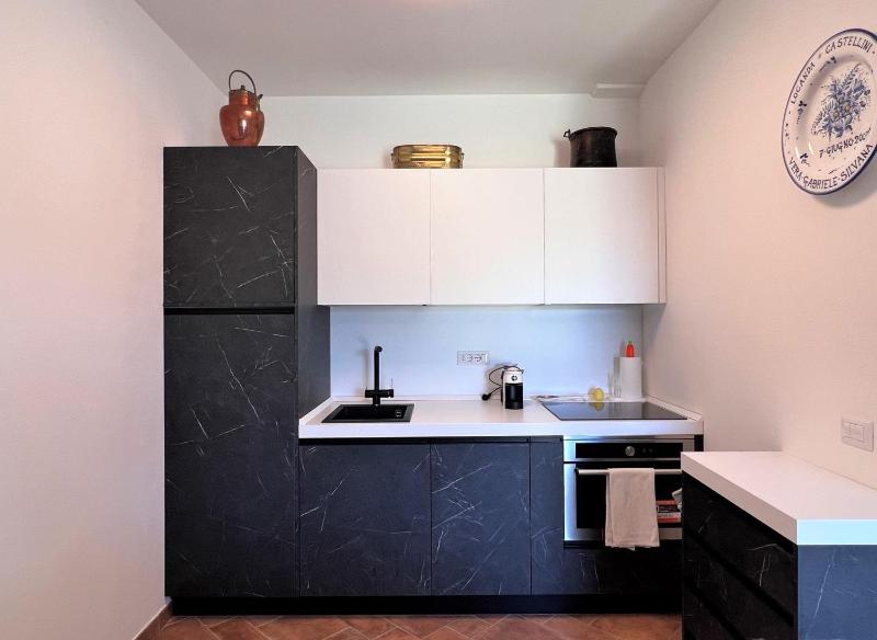 Locanda Castellini-private parking - image 6
