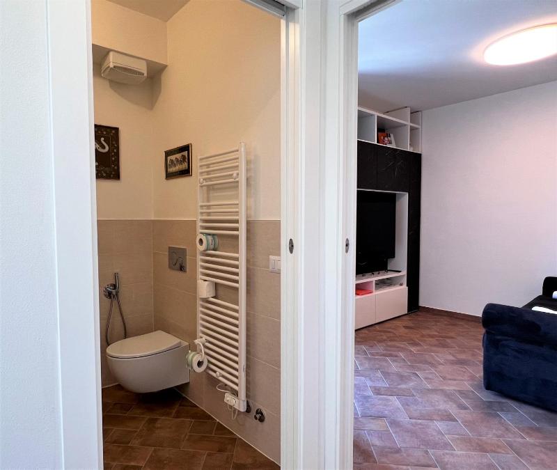Locanda Castellini-private parking - image 21