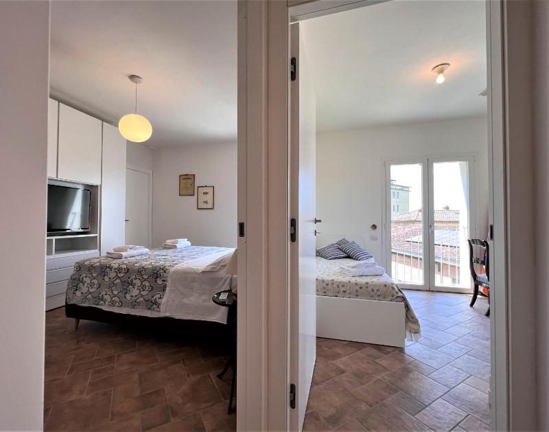 Locanda Castellini-private parking - image 34