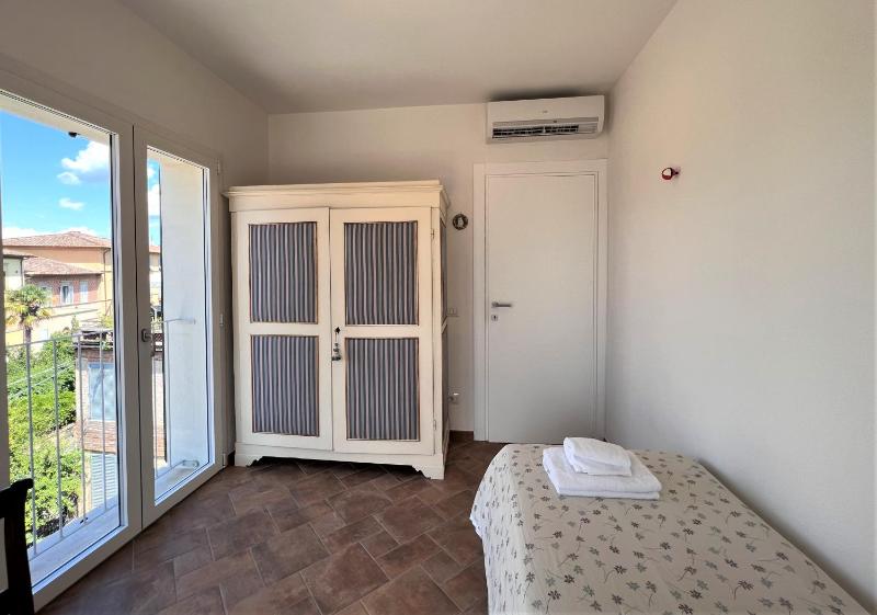 Locanda Castellini-private parking - image 5
