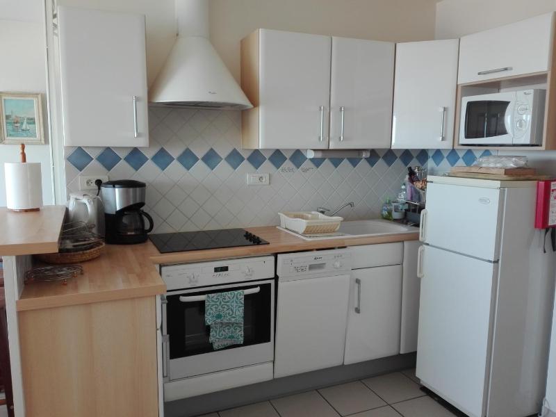 Appartement T2 face plage - Les Sables-d'Olonne - FR-1-331-22 - image 3