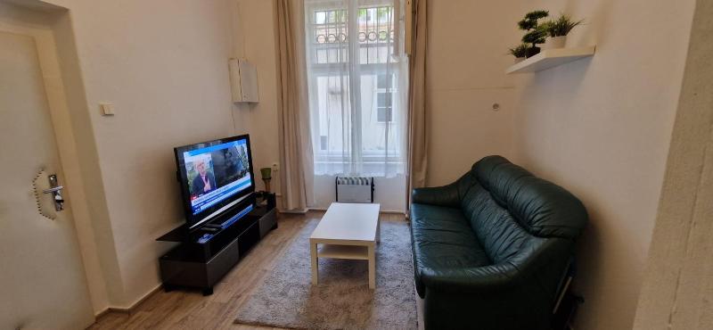 Double Room with Private External Bathroom image 3