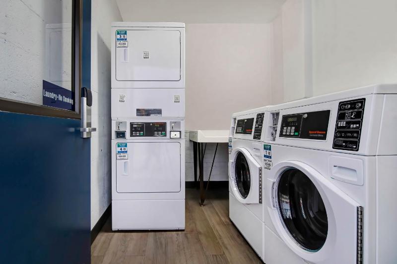 Motel 6 Atlanta Ga - Midtown - image 12