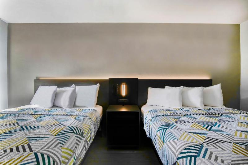 Motel 6 Atlanta Ga - Midtown - image 28