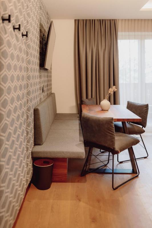 Apartment with Balcony image 3