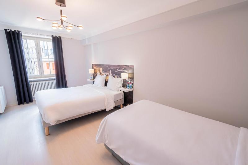Triple Room image 2