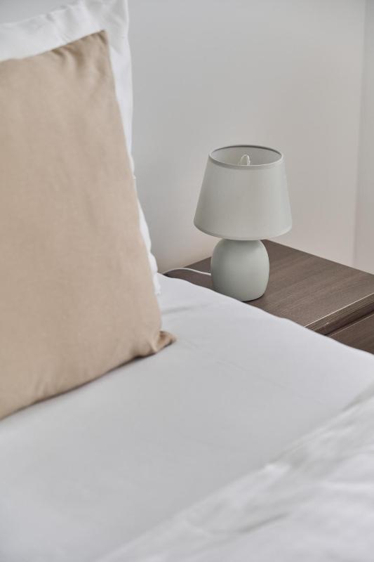 Spacious Apartment suitable for Remote Work with Balcony & Parking by Noclegi Renters - image 28