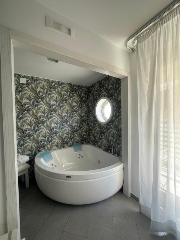Hotel Tasso Suites & Spa - image 10