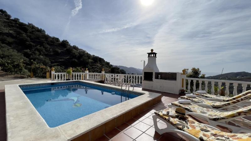 Villa image 1