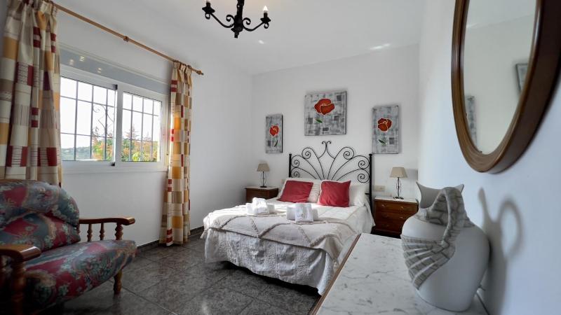 Villa image 2