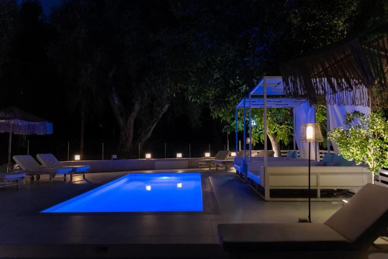 Ideal House - image 47