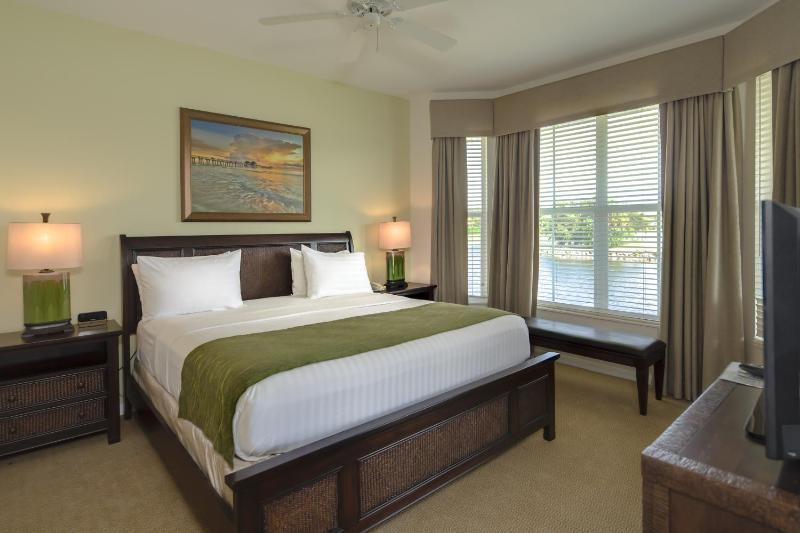 Two-Bedroom Villa image 1
