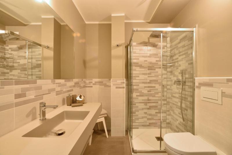 Double Room image 2