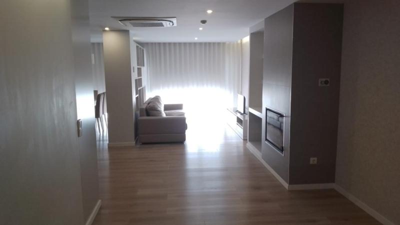 Deluxe Apartment image 2
