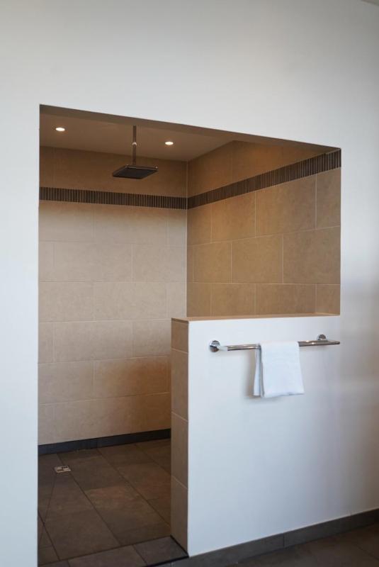 Three-Bedroom Apartment image 3