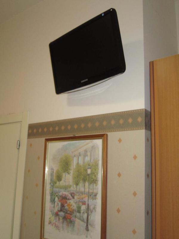Double Room image 1