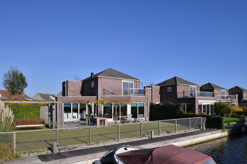 Holiday Home (5 Adults) image 1