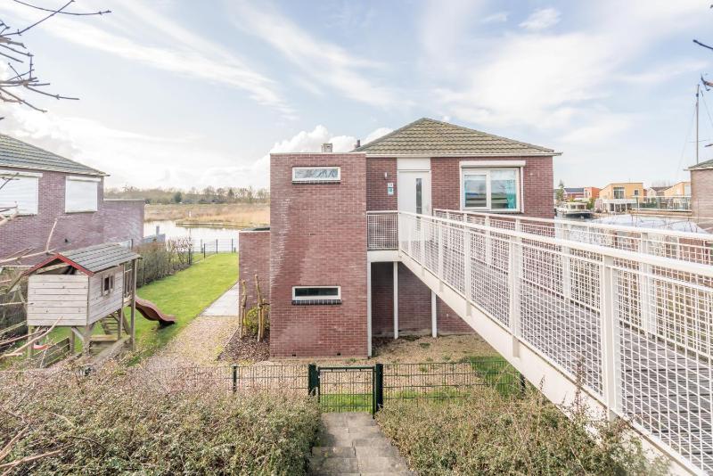 Holiday Home (5 Adults) image 2
