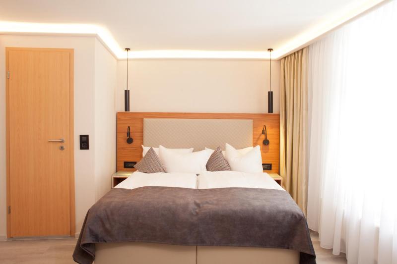 Two-Bedroom Suite image 3