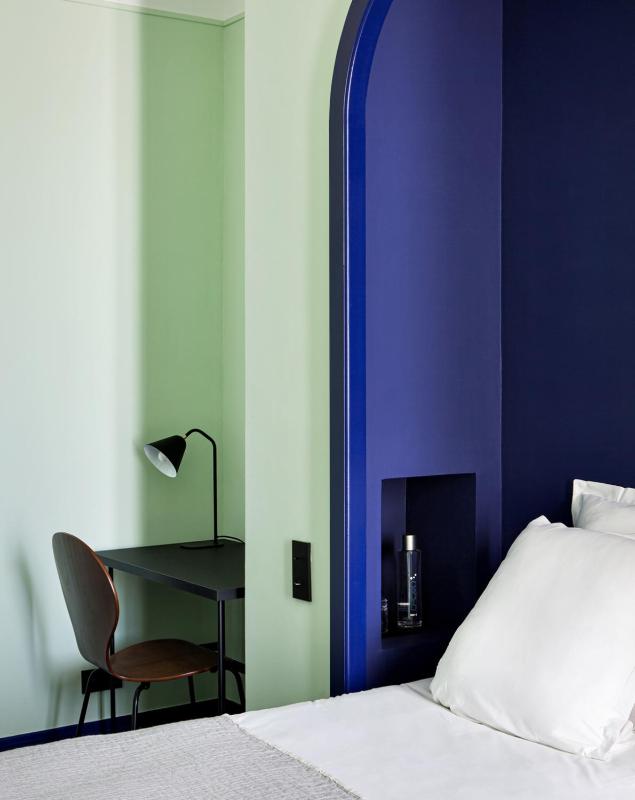 Standard Double Room image 3