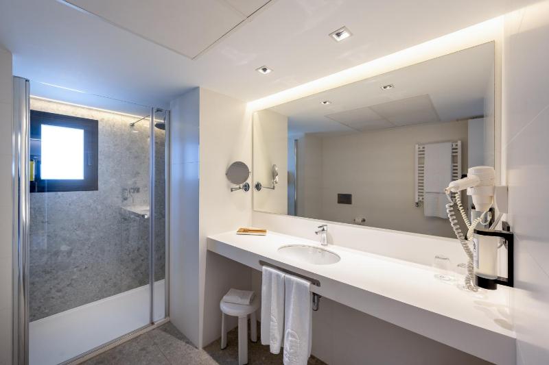 Panoramic Superior Room image 4