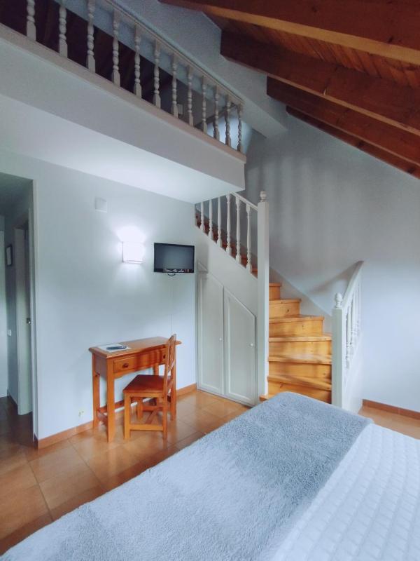 Quadruple Room image 4