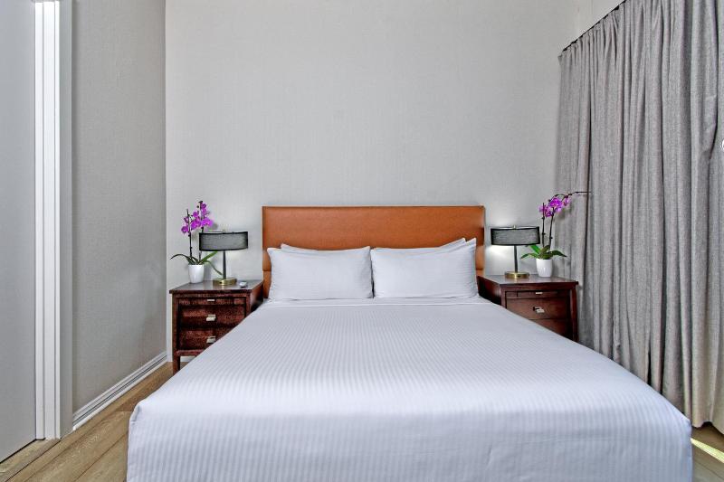 Executive Suite image 2