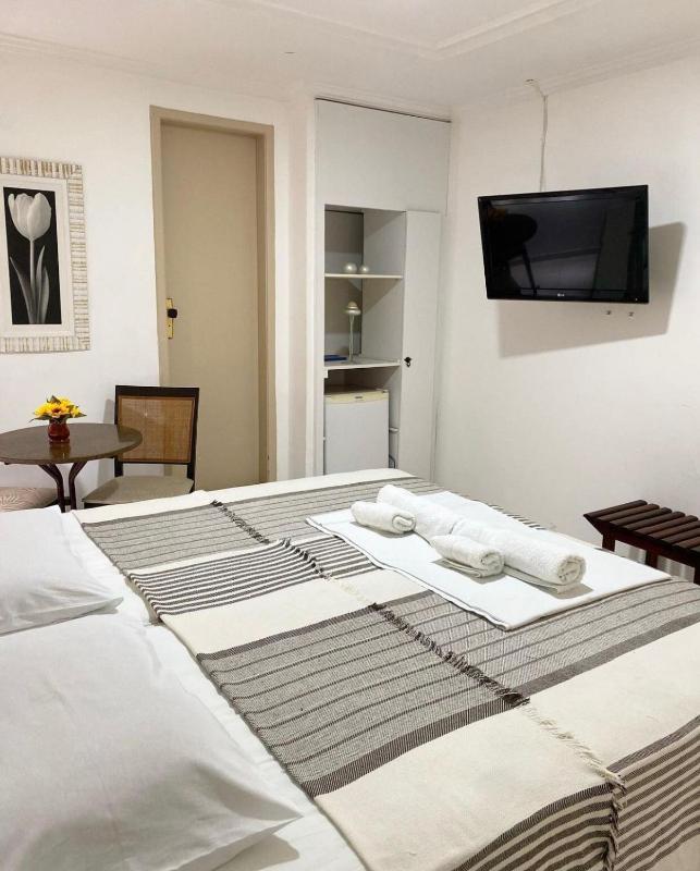 Majestic Hotel - image 13