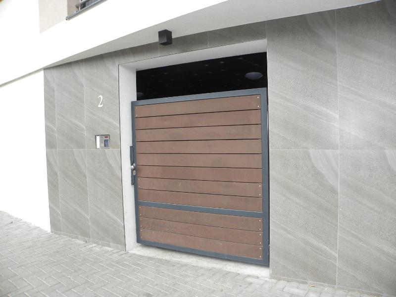 TomJohn Apartman Siófok - image 37