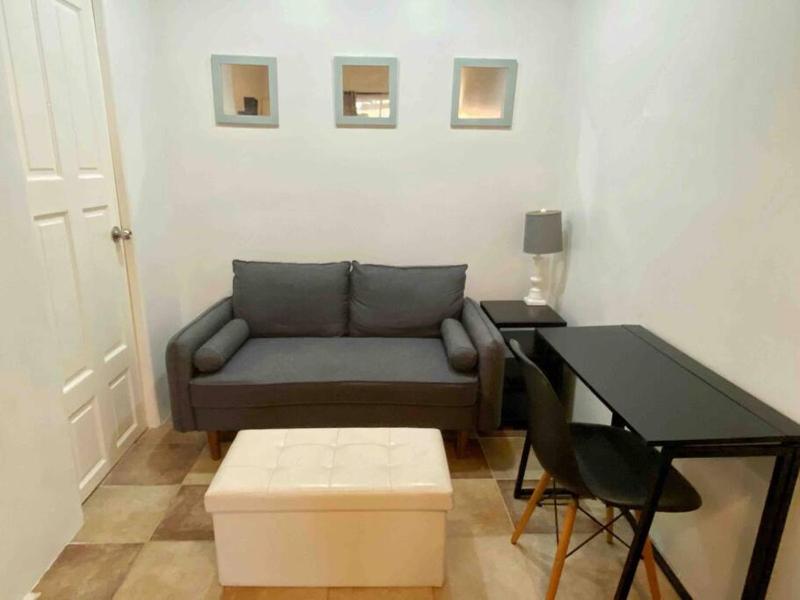 Beach Bliss - 1BR Villa with Pool 2 blocks from ocean - image 14