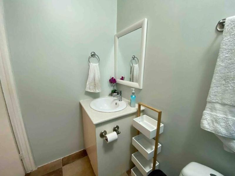 Beach Bliss - 1BR Villa with Pool 2 blocks from ocean - image 6