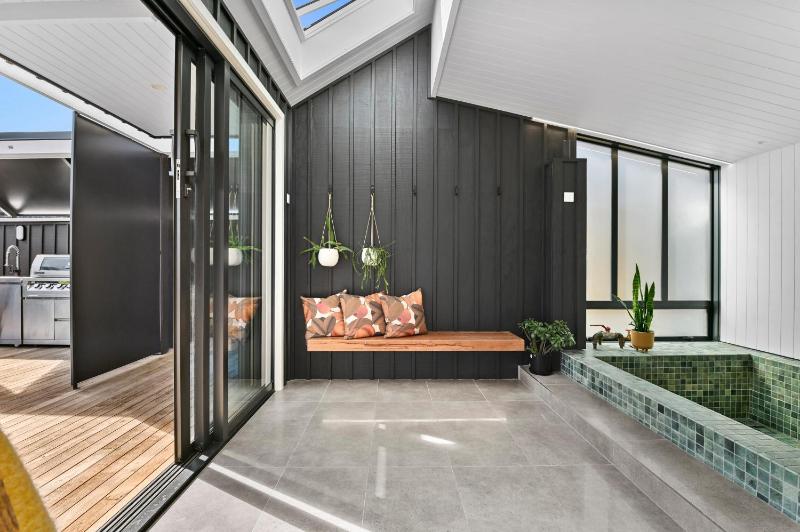 Lake Terrace Lodge - Luxury Taupo Accommodation - image 39