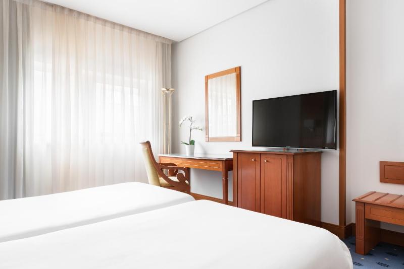 Budget Double Room image 2