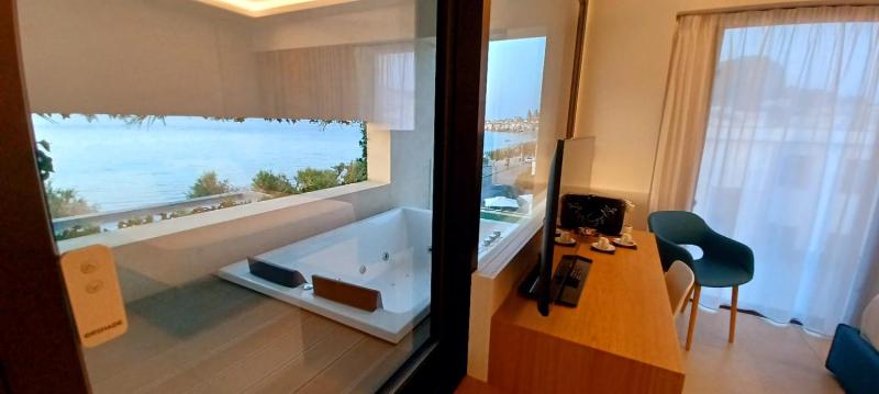 Sunset Hotel - image 15