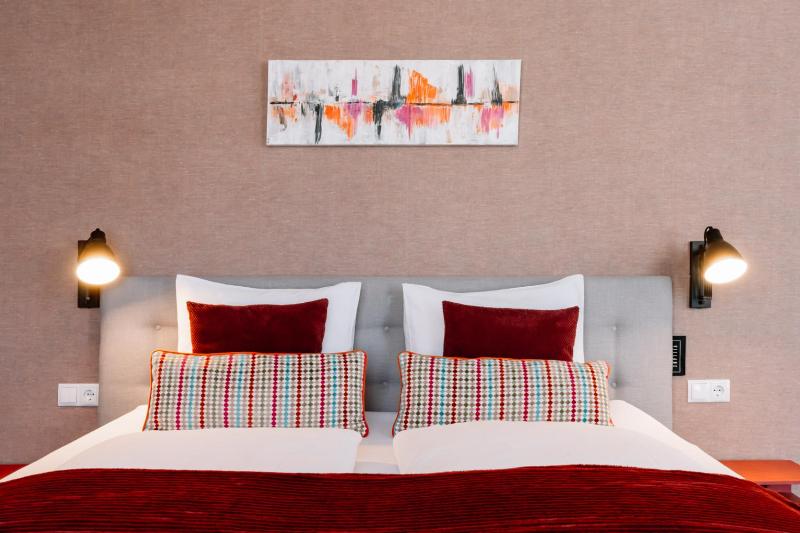 King Room image 4