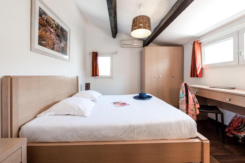 Comfort Aparthotel Mandelieu la Napoule Village - image 22