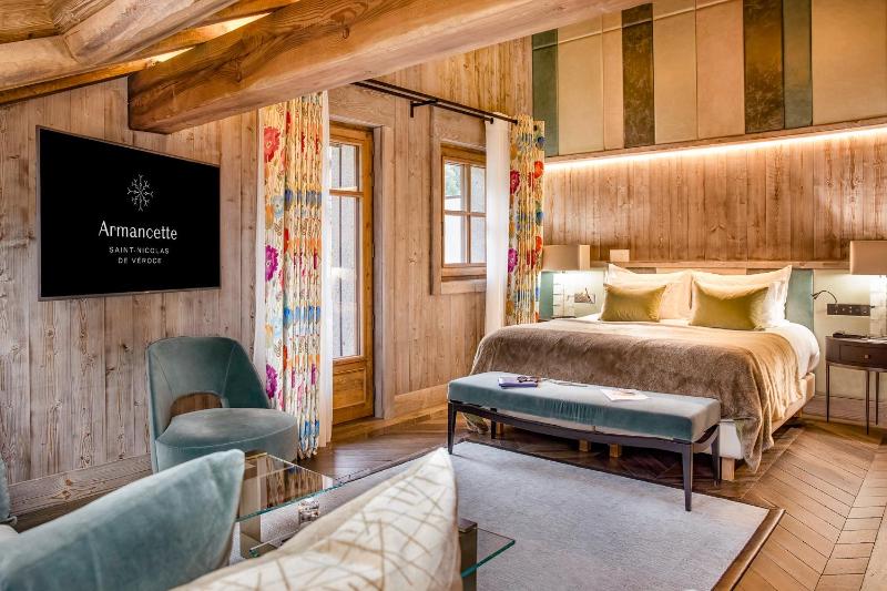 Junior Suite image 1