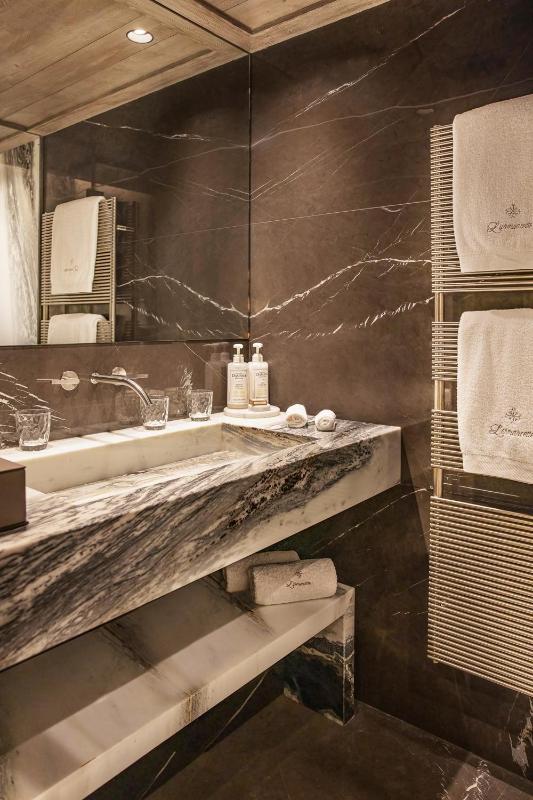 Family Room 4 people image 4