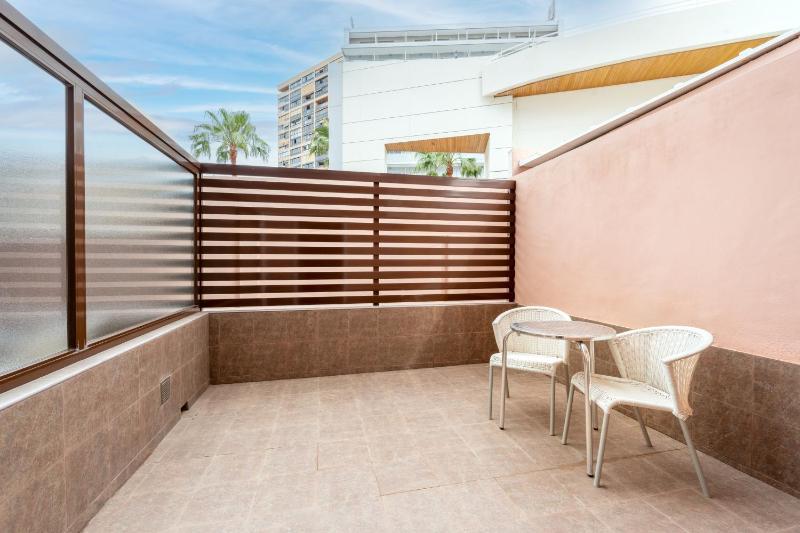 Premium Double or Twin Room - Disability Access image 3
