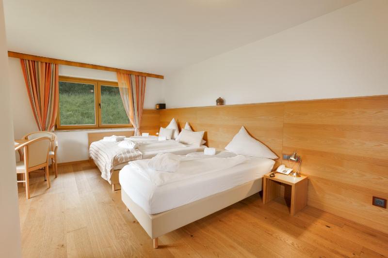 Triple Room image 4