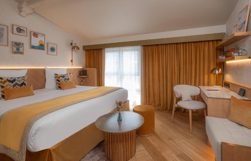 Executive Double Room image 1