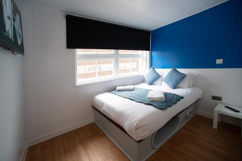 Standard Double Room with Window image 3
